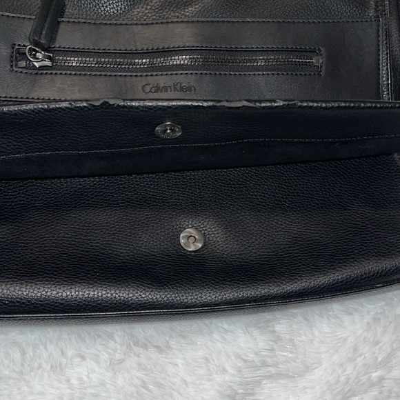 Calvin Klein Computer Bag - Picture 3 of 6